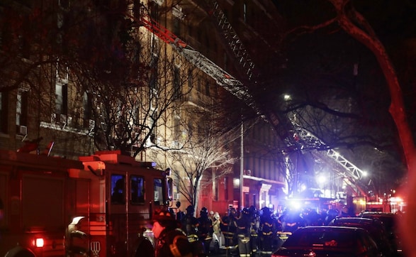 Bronx fire: 12 killed, four injured as blaze rips through apartment building in New York Bronx fire: 12 killed, four injured as blaze rips through apartment building in New York