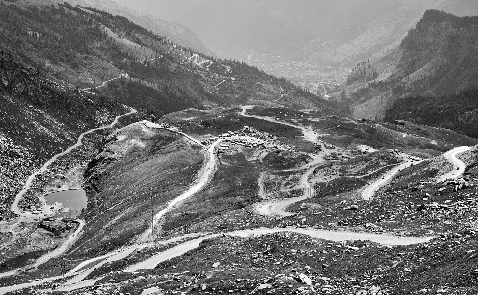 He manages to make this point without including a single human in any of the pictures. Photograph taken in Marhi, Rohtang Pass, Himachal Pradesh, India, India by Vicky Roy He manages to make this point without including a single human in any of the pictures. Photograph taken in Marhi, Rohtang Pass, Himachal Pradesh, India, India by Vicky Roy