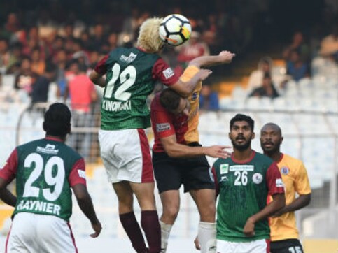 I-League 2017-18: Mohun Bagan suffer blow as striker Aser Pierrick Dicka picks up ankle injury against East Bengal I-League 2017-18: Mohun Bagan suffer blow as striker Aser Pierrick Dicka picks up ankle injury against East Bengal