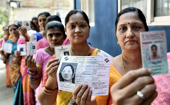 Voting in RK Nagar bypoll concludes amid tight security, 77 percent turnout recorded Voting in RK Nagar bypoll concludes amid tight security, 77 percent turnout recorded