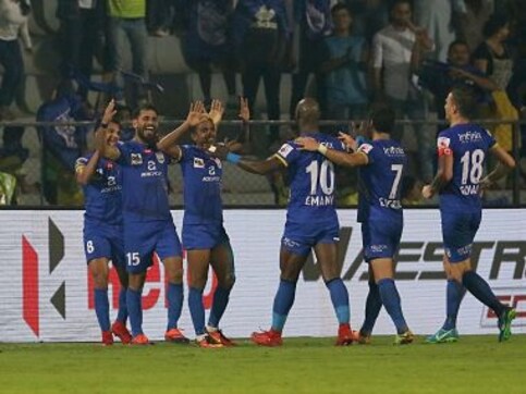 ISL 2017-18: Mumbai City FC thrash Delhi Dynamos 4-0 in volatile clash to leap to 2nd spot in the table ISL 2017-18: Mumbai City FC thrash Delhi Dynamos 4-0 in volatile clash to leap to 2nd spot in the table