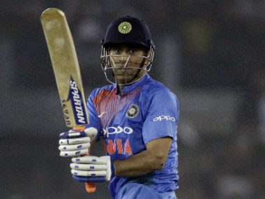 India vs Sri Lanka: Rohit Sharma hails MS Dhoni's promotion in Cuttack ODI; calls veteran keeper 'ideal' for No 4 slot