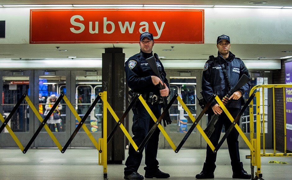 Authorities attributed the minimal damage from the simple device attached to Ullah's chest to a malfunction. The bomb failed to detonate properly. AP New York subway blast: Three injured after Islamic State-inspired bomber detonates pipe bomb
