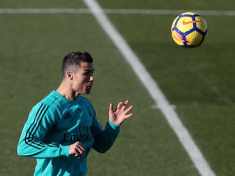 El Clasico: Cristiano Ronaldo '100 percent' fit for Barcelona clash says Real Madrid boss Zinedine Zidane El Clasico: Cristiano Ronaldo '100 percent' fit for Barcelona clash says Real Madrid boss Zinedine Zidane