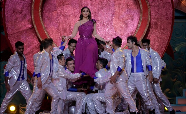 Ileana D'Cruz gave an energetic and nuanced performance at the star-studded event. Image from Firstpost/Sachin Gokhale Ileana D'Cruz gave an energetic and nuanced performance at the star-studded event. Image from Firstpost/Sachin Gokhale