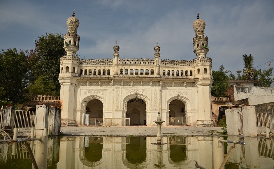 The now defunct mosque on the premises. Photograph by Upayan Bardhan A walk through the intricately carved Paigah Tombs, the Taj of the Deccan