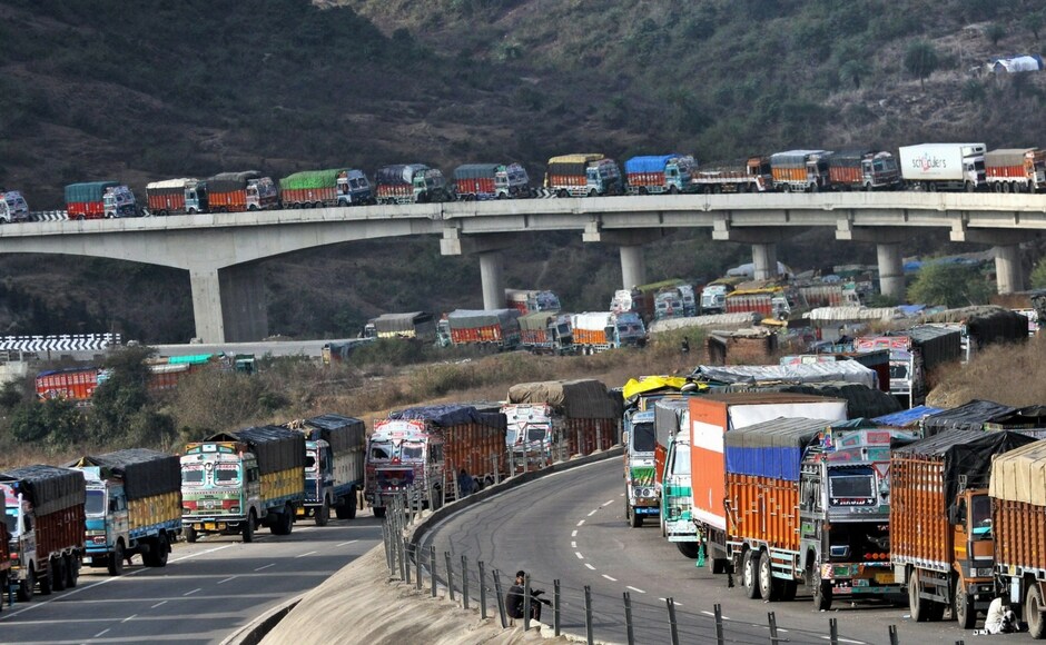 Snowfall in Srinagar and other parts of the Valley snapped the state's transport links with the outside world as the arterial Srinagar-Jammu National Highway also remained closed since Monday night. PTI Snowfall hits normal life in Jammu and Kashmir, avalanche warning issued