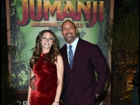 Dwayne Johnson to become father for the third time; girlfriend Lauren Hashian flaunts baby bump Dwayne Johnson to become father for the third time; girlfriend Lauren Hashian flaunts baby bump