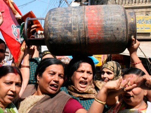 Airtel-LPG subsidy row: UIDAI says consumer nod must for changing money receiving bank account Airtel-LPG subsidy row: UIDAI says consumer nod must for changing money receiving bank account