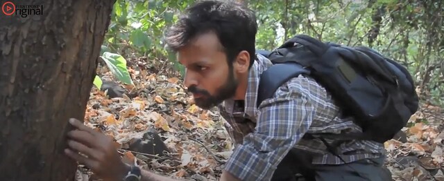 Meet Mumbai's 'spiderman', a man who spends his afternoons looking for arachnids in Aarey Milk Colony Meet Mumbai's 'spiderman', a man who spends his afternoons looking for arachnids in Aarey Milk Colony