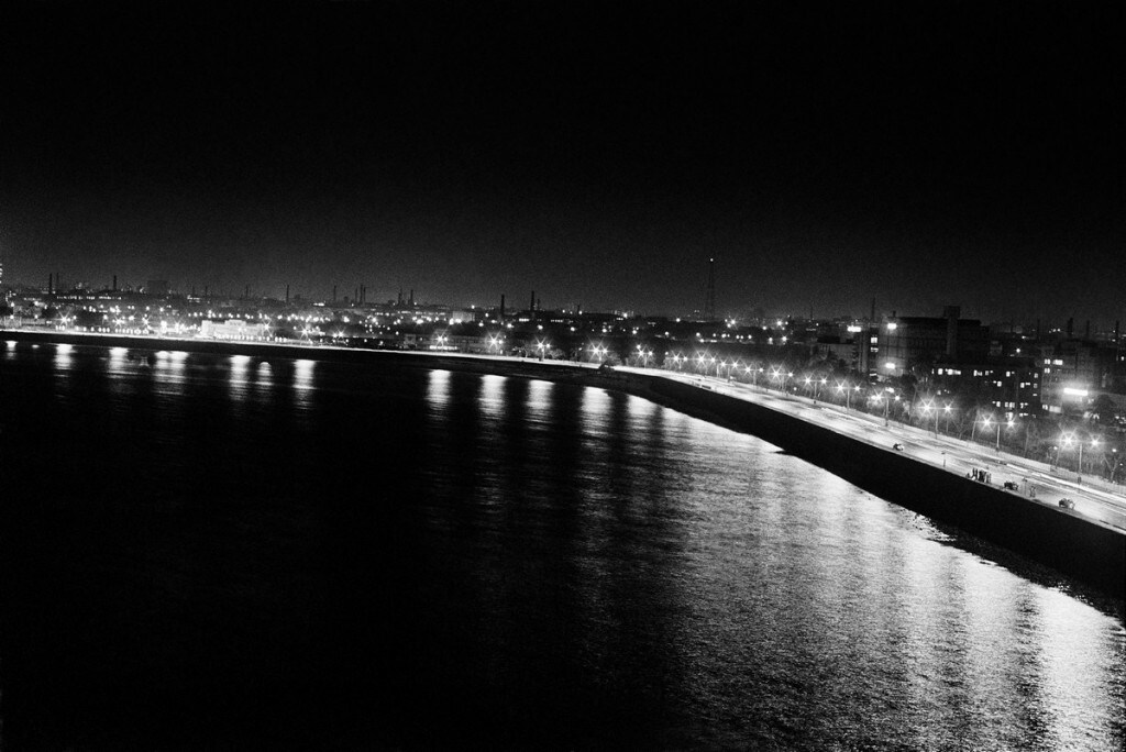 Bombay by Night 1977 ©Sooni Taraporevala. Courtesy Sunaparanta Bombay by Night 1977 ©Sooni Taraporevala. Courtesy Sunaparanta