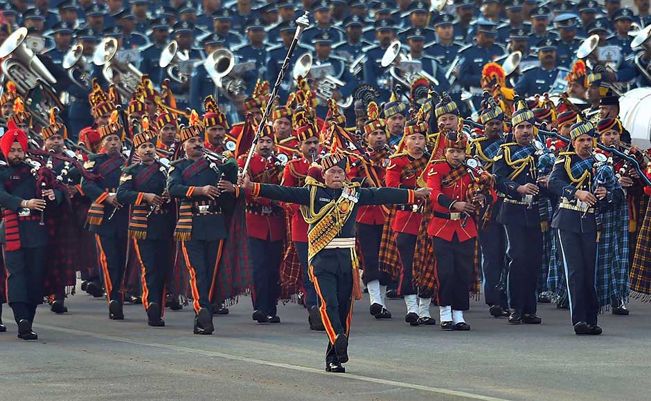 This year, 18 military bands, 15 pipes and drums bands from regimental centres and battalions participated in the ceremony. The principal conductor of the Beating Retreat ceremony was Major Ashok Kumar. PTI This year, 18 military bands, 15 pipes and drums bands from regimental centres and battalions participated in the ceremony. The principal conductor of the Beating Retreat ceremony was Major Ashok Kumar. PTI