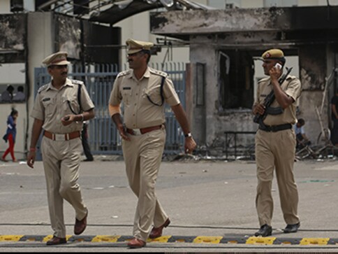 Group of men in car abduct 12-year-old girl in Gurugram; 10 police teams tracing victim