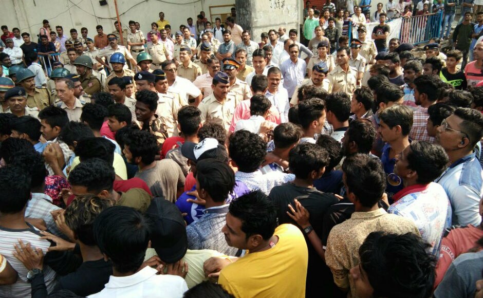 Hundreds of people stalled train operations at Chembur, forcing railways to shut operations in Harbour line. They also blocked traffic on the roads, including on the Sion Panvel highway. Geeta Desai/101reporters Hundreds of people stalled train operations at Chembur, forcing railways to shut operations in Harbour line. They also blocked traffic on the roads, including on the Sion Panvel highway. Geeta Desai/101reporters