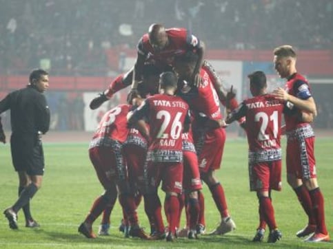 ISL 2017-18: Jamshedpur FC see off high-flying Kerala Blasters to record first ever home win ISL 2017-18: Jamshedpur FC see off high-flying Kerala Blasters to record first ever home win