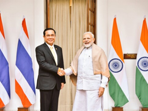 India-ASEAN summit: Narendra Modi discusses defence, trade and security with Thailand and Singapore PMs India-ASEAN summit: Narendra Modi discusses defence, trade and security with Thailand and Singapore PMs
