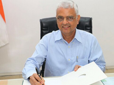 OP Rawat appointed chief election commissioner: New CEC supports 'one nation, one poll,' linking Aadhaar to voter IDs OP Rawat appointed chief election commissioner: New CEC supports 'one nation, one poll,' linking Aadhaar to voter IDs