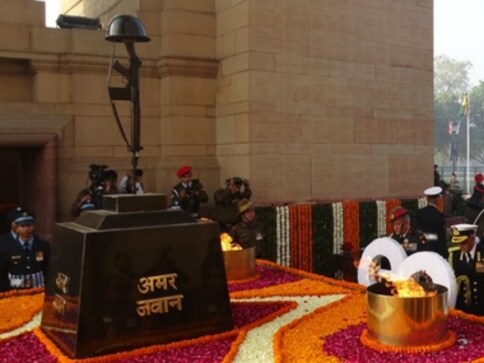 Ram Nath Kovind, Narendra Modi greet officers, troops, veterans and families on Army Day Ram Nath Kovind, Narendra Modi greet officers, troops, veterans and families on Army Day