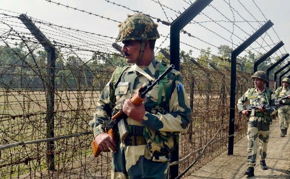 Ahead of 69th Republic Day celebrations, security in Kashmir Valley beefed up to counter militant threats Ahead of 69th Republic Day celebrations, security in Kashmir Valley beefed up to counter militant threats