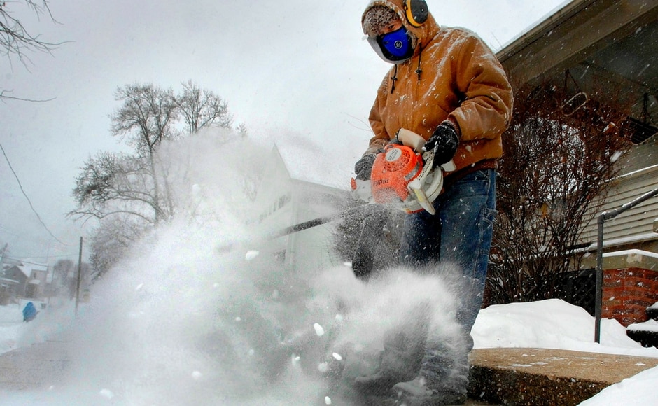 The resulting high winds and heavy snowfall, left thousands of flights cancelled, numerous schools and offices closed and millions of Americans bracing for potential power shortages. AP Three dead as 'bomb cyclone' batters eastern US; Over 3000 flights cancelled, schools and offices remain closed