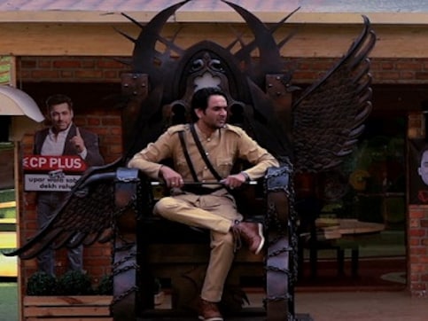 Bigg Boss 11 finalist Vikas Gupta claims to give away prize money to fellow contestants Arshi Khan, Jyoti Kumari Bigg Boss 11 finalist Vikas Gupta claims to give away prize money to fellow contestants Arshi Khan, Jyoti Kumari