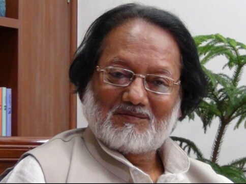 Legendary poet Anwar Jalalpuri passes away after suffering brain stroke