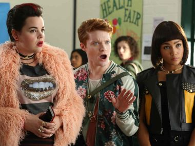 Heathers trailer: TV reboot of Winona Ryder's 1988 cult dark comedy gets a millennial spin