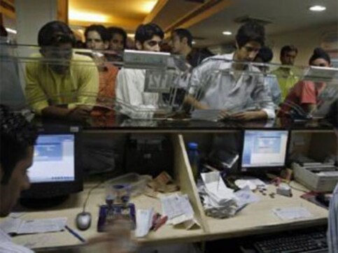 Nine bank unions threaten two-day nation-wide strike from 30 May over meagre pay hike Nine bank unions threaten two-day nation-wide strike from 30 May over meagre pay hike