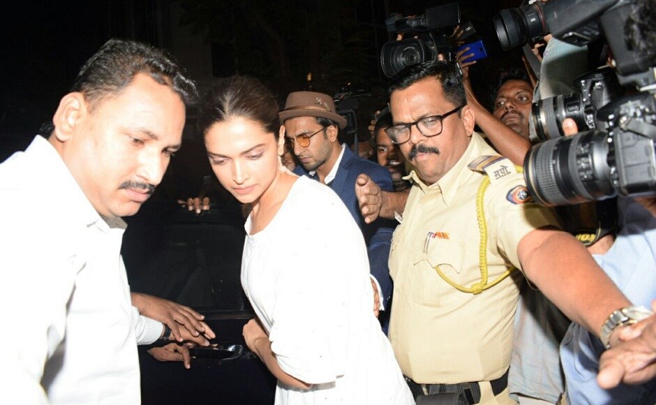 Deepika Padukone arrives at Anil Kapoor's house along with Ranveer Singh. Firstpost/ Sachin Gokhale Deepika Padukone arrives at Anil Kapoor's house along with Ranveer Singh. Firstpost/ Sachin Gokhale