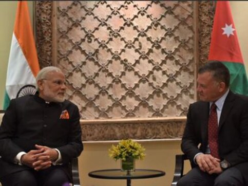 'Beginning of a new chapter': Narendra Modi meets Jordan king in Amman; first visit by an Indian PM in 30 years 'Beginning of a new chapter': Narendra Modi meets Jordan king in Amman; first visit by an Indian PM in 30 years