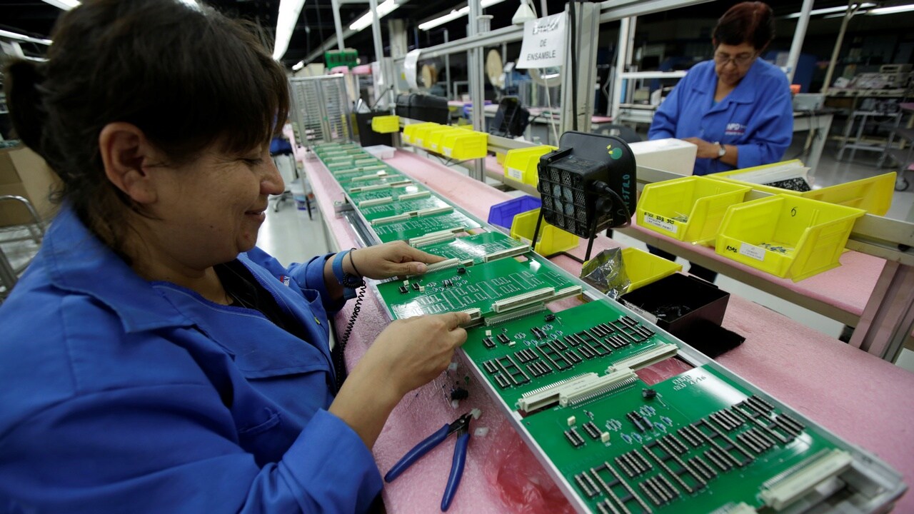 Major smartphone makers may invest as much as Rs 6000 crore to assemble PCBs in India