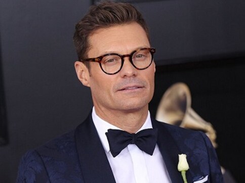 Golden Globes 2019: Ryan Seacrest criticised for wearing Time's Up bracelet a year after sexual misconduct claims Golden Globes 2019: Ryan Seacrest criticised for wearing Time's Up bracelet a year after sexual misconduct claims
