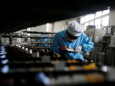 China confident of hitting 2018 growth target of around 6.5 percent despite economic slowdown, trade risks China confident of hitting 2018 growth target of around 6.5 percent despite economic slowdown, trade risks