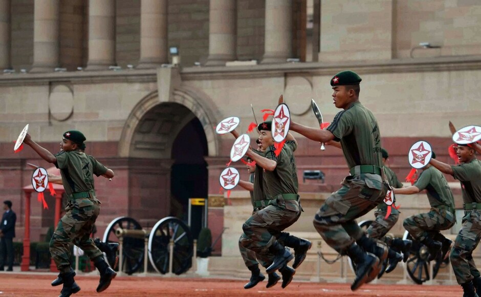 The PBG, army guard and sand artist took part in various activities at the Rashtrapati Bhavan on Friday. PTI President Ram Nath Kovind, First Lady Savita celebrate Rashtrapati Bhavan Divas in New Delhi