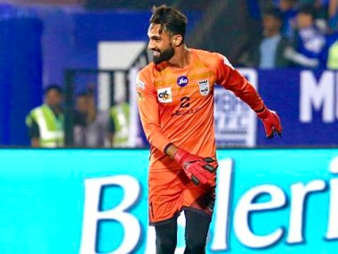 ISL 2017-18: Goalkeeper Amrinder Singh signs new three-year deal with Mumbai City FC ISL 2017-18: Goalkeeper Amrinder Singh signs new three-year deal with Mumbai City FC