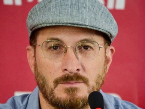 Darren Aronofsky discusses his 2017 divisive film Mother! and evangelical resistance to Noah Darren Aronofsky discusses his 2017 divisive film Mother! and evangelical resistance to Noah