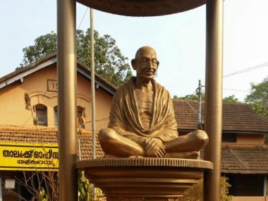 Miscreant tried to damage Gandhi statue in Kannur. News18