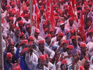 AIKS-led farmers at Mumbai's Azad Maidan on Monday. Firstpost/ Sachin Gokhale