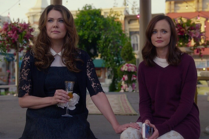 Lauren Graham and Alexis Bledel in a still from Gilmore Girls: A Year in the Life