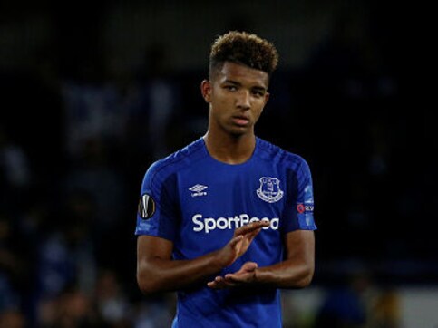 Premier League: Everton defender Mason Holgate warned by FA over homophobic tweets Premier League: Everton defender Mason Holgate warned by FA over homophobic tweets
