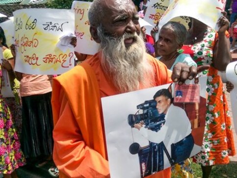 Sri Lanka prison chief Emil Lamahewage arrested over 2012 Welikada Prison riot in Colombo; 27 people had died in incident Sri Lanka prison chief Emil Lamahewage arrested over 2012 Welikada Prison riot in Colombo; 27 people had died in incident