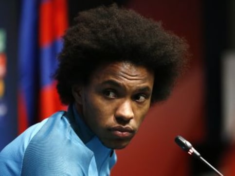 Champions League: Chelsea's Willian says team needs to make most of counter-attacking opportunities to beat Barcelona Champions League: Chelsea's Willian says team needs to make most of counter-attacking opportunities to beat Barcelona