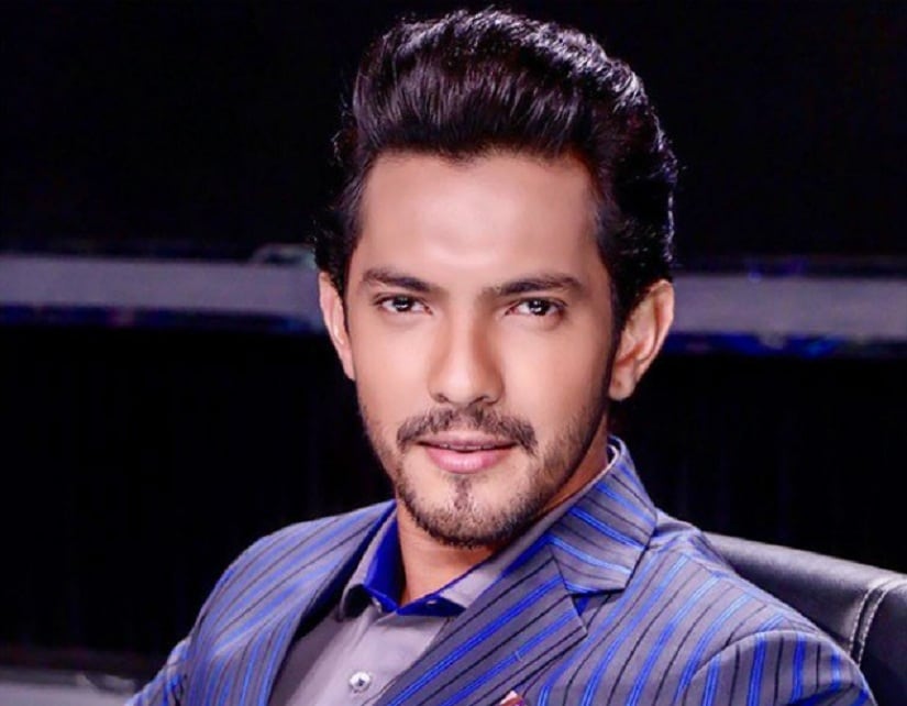 Aditya Narayan issues apology for involvement in road accident; singer