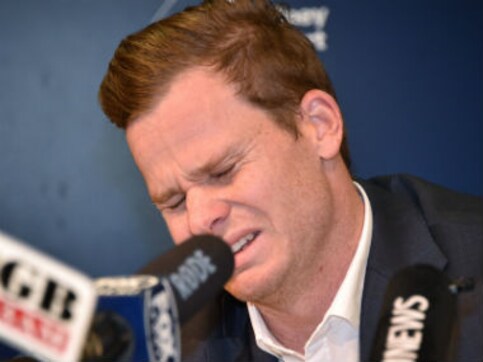 Australia ball-tampering scandal: Outpouring of sympathy for Steve Smith on Twitter; David Warner gets little support Australia ball-tampering scandal: Outpouring of sympathy for Steve Smith on Twitter; David Warner gets little support