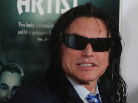 The Room star Tommy Wiseau will play a bounty hunter in his new sci-fi film, Scary Love The Room star Tommy Wiseau will play a bounty hunter in his new sci-fi film, Scary Love