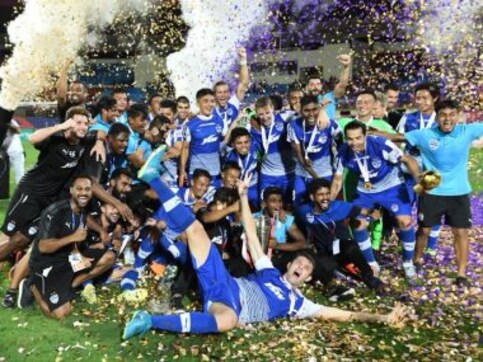 Super Cup 2018: Sunil Chhetri nets brace as Bengaluru FC beat East Bengal 4-1 in title clash Super Cup 2018: Sunil Chhetri nets brace as Bengaluru FC beat East Bengal 4-1 in title clash