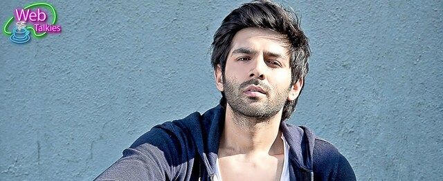 Kartik Aaryan talks about his entry into the 100-crore club and his Bollywood journey on the latest episode of Webtalkies Kartik Aaryan talks about his entry into the 100-crore club and his Bollywood journey on the latest episode of Webtalkies