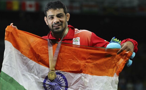 Sushil Kumar, Rahul Aware claim gold medals in wrestling as Indian wrestlers shine on Day 8 at Gold Coast Sushil Kumar, Rahul Aware claim gold medals in wrestling as Indian wrestlers shine on Day 8 at Gold Coast