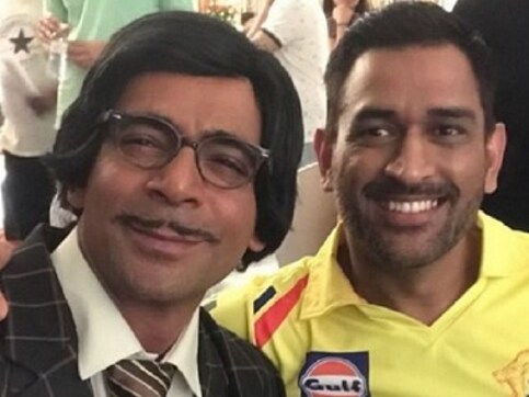 MS Dhoni, Harbhajan Singh to appear as guest stars on Dan Dana Dan, Sunil Grover-Shilpa Shinde's IPL-themed show MS Dhoni, Harbhajan Singh to appear as guest stars on Dan Dana Dan, Sunil Grover-Shilpa Shinde's IPL-themed show