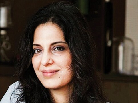 October writer Juhi Chaturvedi on Varun Dhawan's character Dan, and working with Shoojit Sircar October writer Juhi Chaturvedi on Varun Dhawan's character Dan, and working with Shoojit Sircar